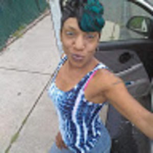 Meet your Posher, Latoya